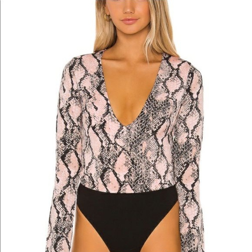 REVOLVE NBD x Naven Snakeskin Print V-Neck Bodysuit Sz Small